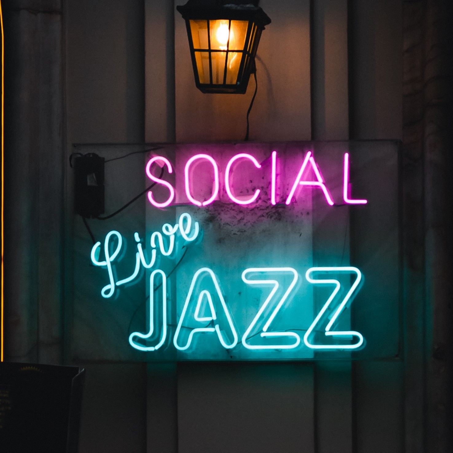 live jazz neon sign